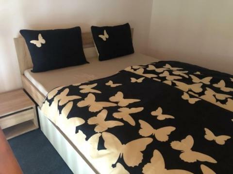 Apartman Pavilon D-Peter วิสโซเค ดาตรี ภายนอก รูปภาพ