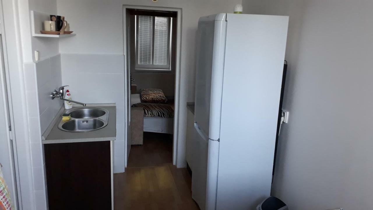 Apartman Pavilon D-Peter วิสโซเค ดาตรี ภายนอก รูปภาพ