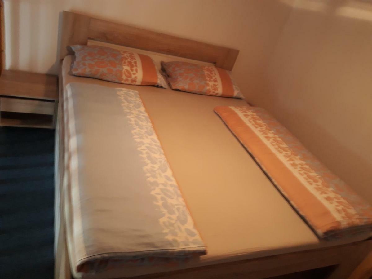 Apartman Pavilon D-Peter วิสโซเค ดาตรี ภายนอก รูปภาพ