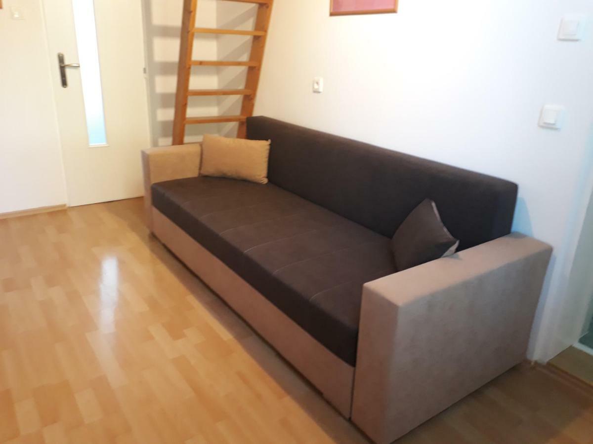 Apartman Pavilon D-Peter วิสโซเค ดาตรี ภายนอก รูปภาพ